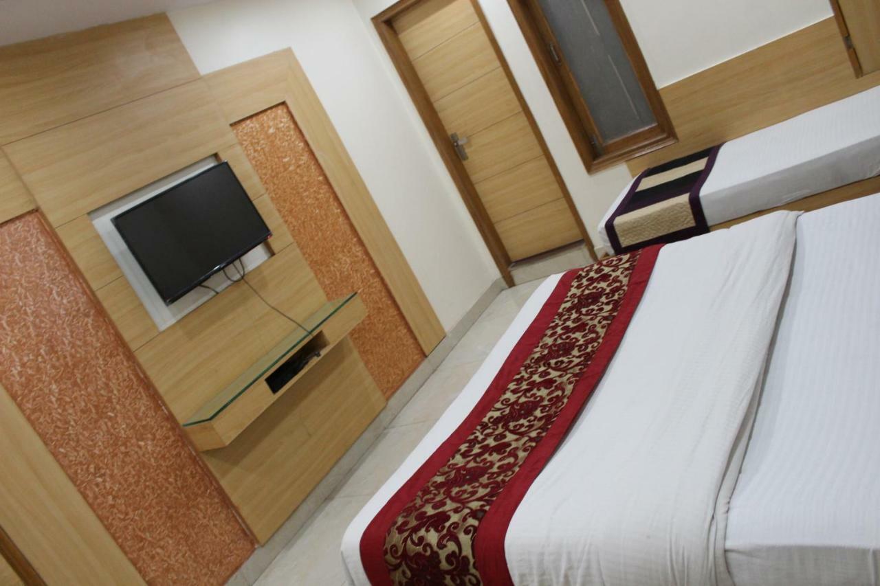 Hotel Lav Kush Deluxe " 3 Min Walking From New Delhi Railway Station " Exterior photo